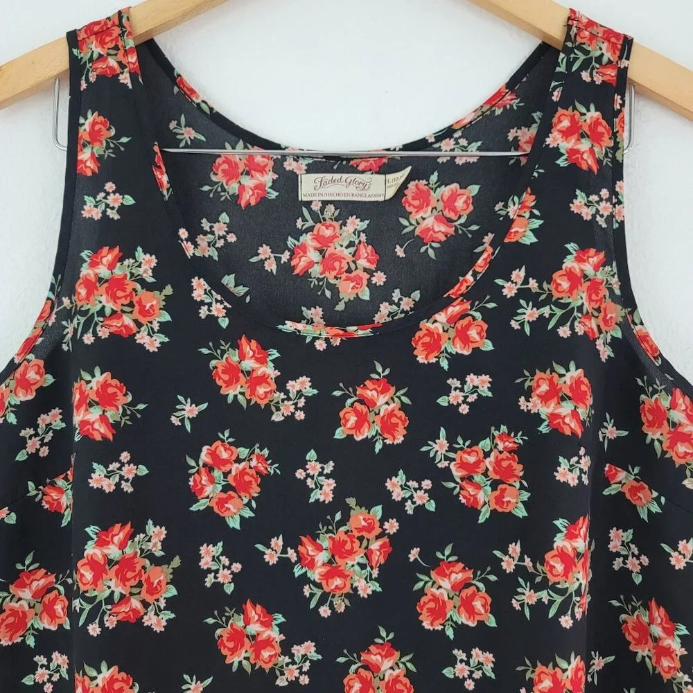 Faded Glory Womens Sz L Red Roses Floral Black Tank Top Y2K Romantic Retro Flowy - Picture 3 of 10